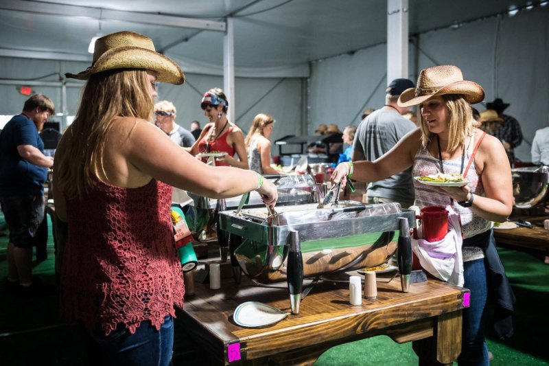 WE-Fest-VIP-Experience-Cowgirls